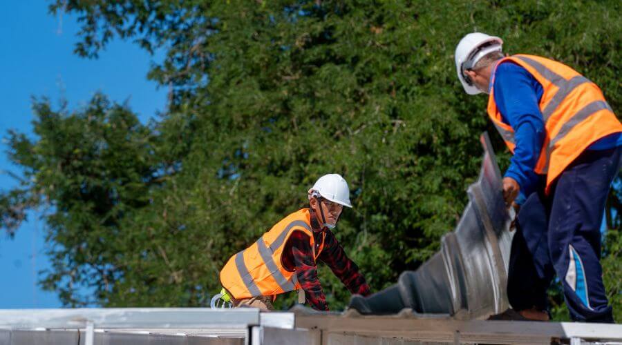Professional residential roofers in Bearcreek, MT